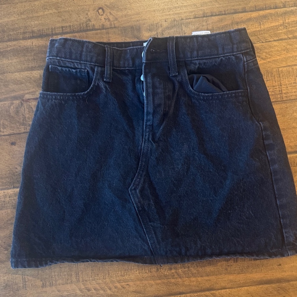 Old Navy Black Mini Skirt